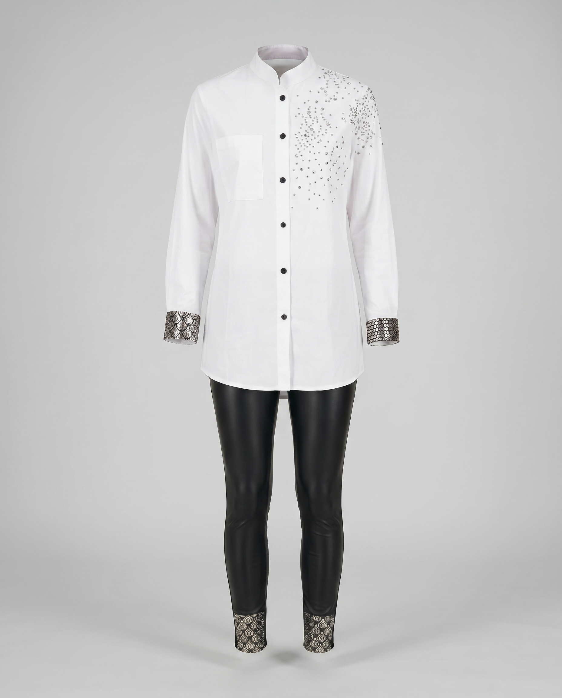 ROMAR crystal and scale jacket and leggings set featuring a stylish jacket and matching leggings, perfect for a trendy active look.