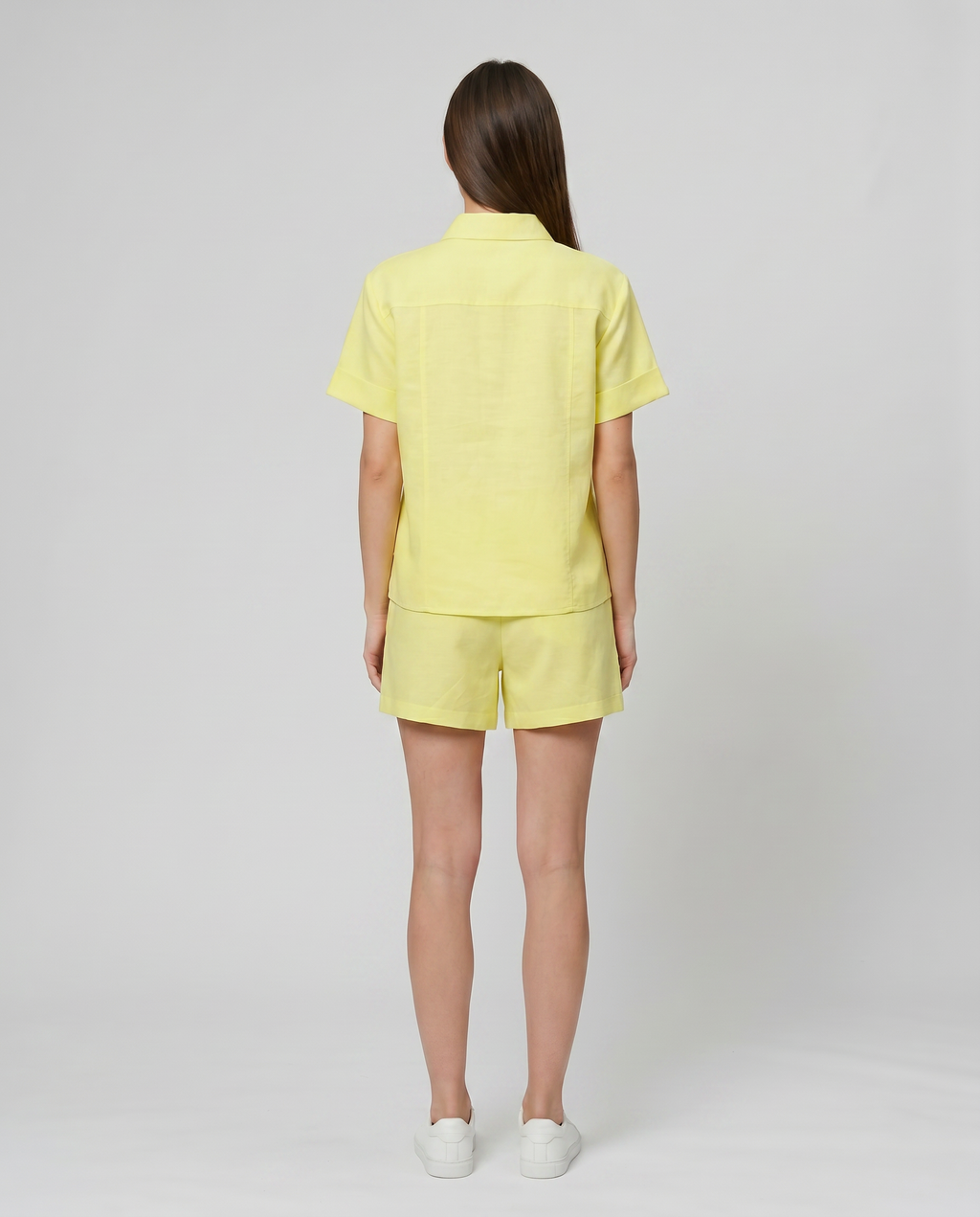 ROMAR Soleil linen shirt and shorts co-ord set, stylish linen jackets perfect for casual summer wear, shown in a coordinated outfit.